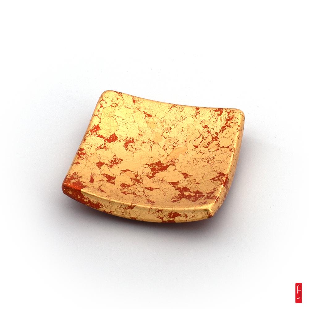 Porte-baguettes, laque rouge et feuille d'or - 4,5 x 4,5 cm